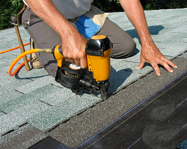 Quick and Trustworthy Emergency Roof Repair Services in Collinsville, CT